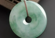 翡翠回收鉴定 翡翠与和田玉收藏价值哪个高？-翡翠竞价回收